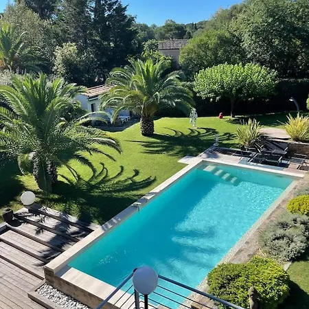 Вилла Before Making A Request, Read My Host Profile At Bottom Of Page # Luxury Modern 5-Bedroom Villa Retreat In Saint-Tropez