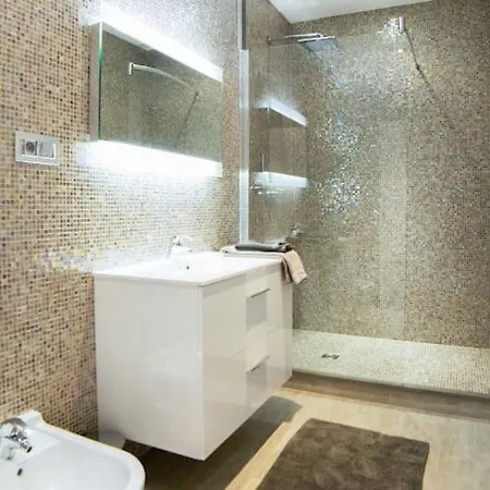 Before Making A Request, Read My Host Profile At Bottom Of Page # Luxury Modern 5-Bedroom Villa Retreat In Saint-Tropez * Saint-Tropez