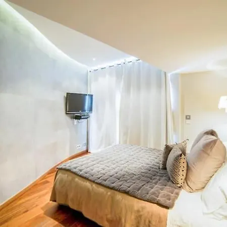 Before Making A Request, Read My Host Profile At Bottom Of Page # Luxury Modern 5-Bedroom Villa Retreat In Saint-Tropez *