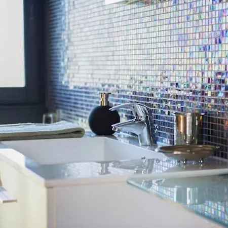 Before Making A Request, Read My Host Profile At Bottom Of Page # Luxury Modern 5-Bedroom Villa Retreat In Saint-Tropez *
